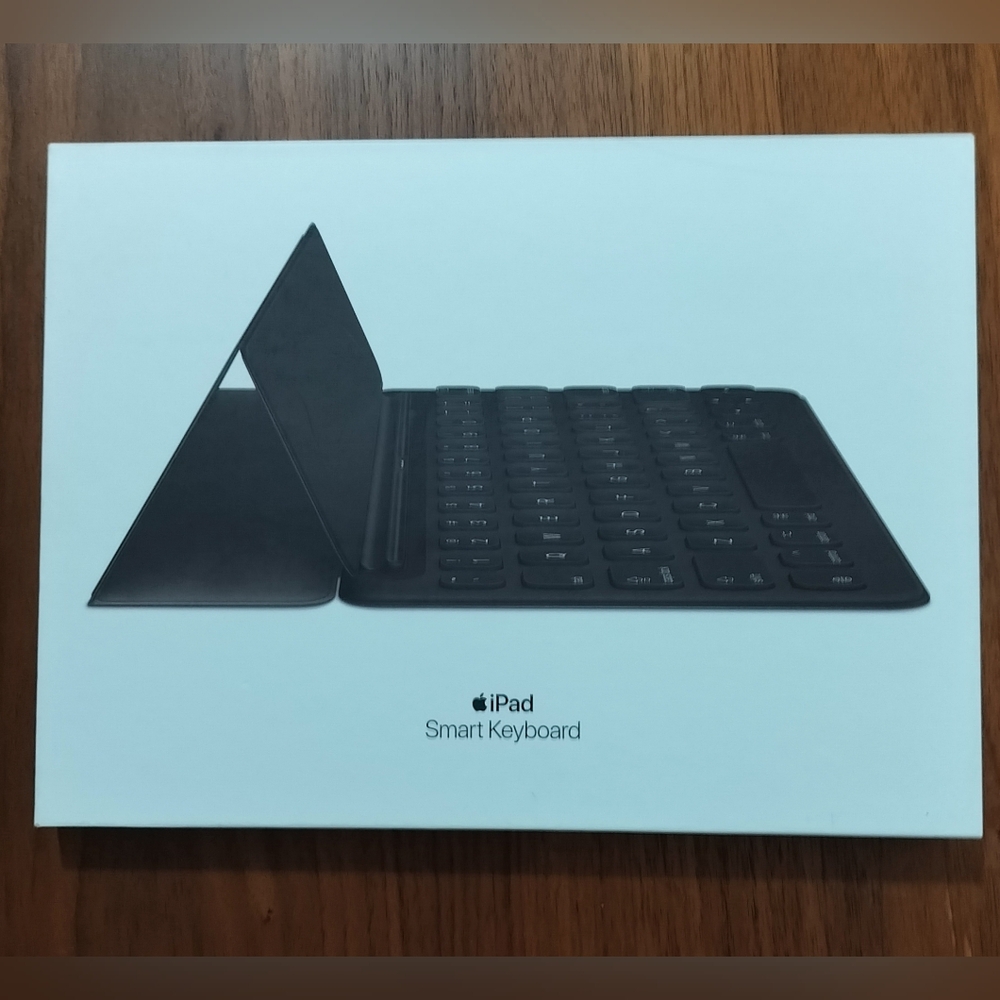 Apple, iPad Smart Keyboard, Black Tablet Keyboard.